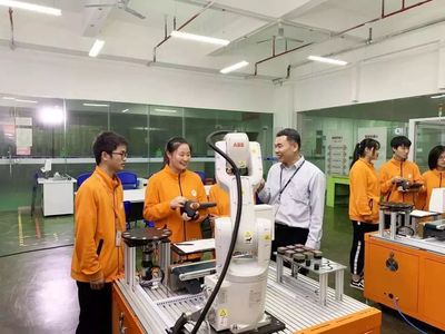 高考進行時!珠海一職實驗學校?？忌鷤兏?ldquo;粽&rdquo;狀元!